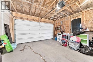 156 South Point Court SW Airdrie Alberta photo 32