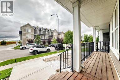 156 South Point Court SW Airdrie Alberta photo 4