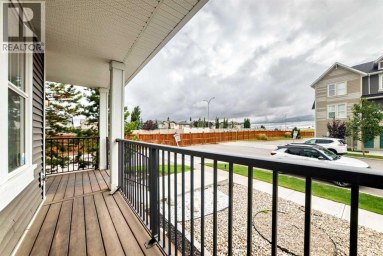 156 South Point Court SW Airdrie Alberta photo 6