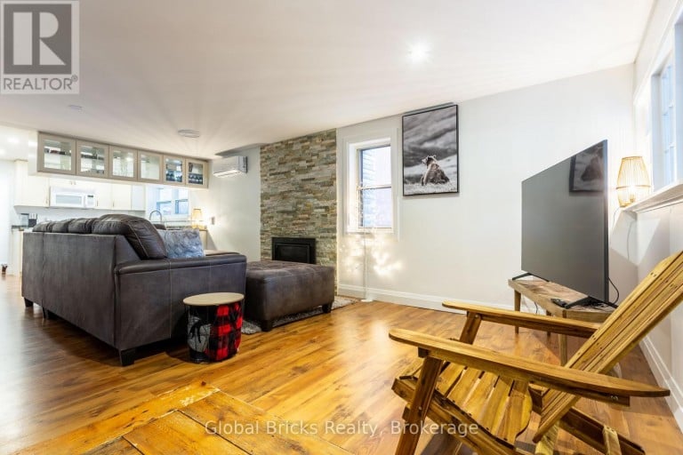 648 10TH LINE, Innisfil, Ontario, L9S3N7