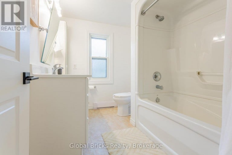 648 10TH LINE, Innisfil, Ontario, L9S3N7