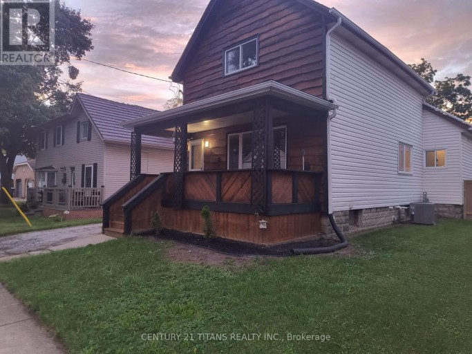 5 POPLAR STREET, Chatham-Kent (Chatham), Ontario, N7L1J8
