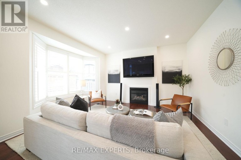 53 BRAITH CRESCENT, Whitchurch-Stouffville (Stouffville), Ontario, L4A0B9