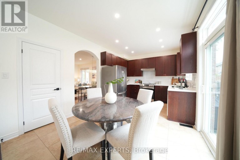 53 BRAITH CRESCENT, Whitchurch-Stouffville (Stouffville), Ontario, L4A0B9
