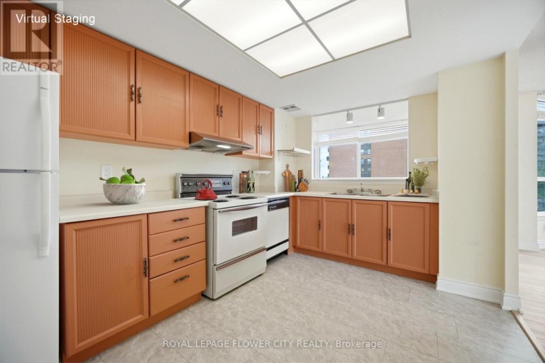 307 - 8 LISA STREET, Brampton (Queen Street Corridor), Ontario, L6T4S6