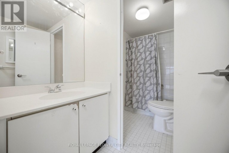 307 - 8 LISA STREET, Brampton (Queen Street Corridor), Ontario, L6T4S6