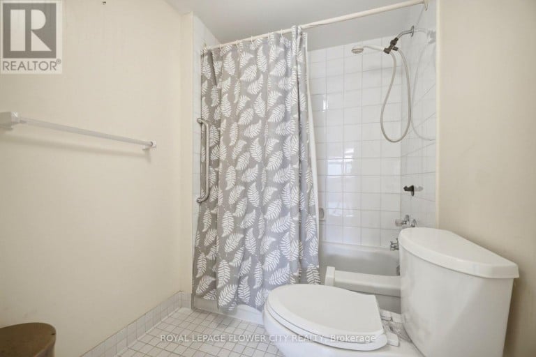 307 - 8 LISA STREET, Brampton (Queen Street Corridor), Ontario, L6T4S6