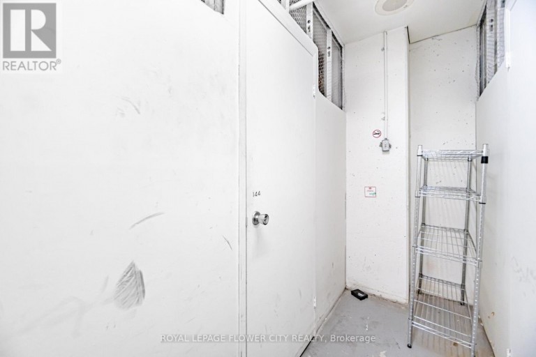 307 - 8 LISA STREET, Brampton (Queen Street Corridor), Ontario, L6T4S6