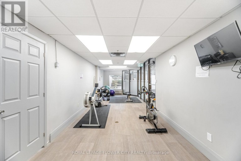 307 - 8 LISA STREET, Brampton (Queen Street Corridor), Ontario, L6T4S6