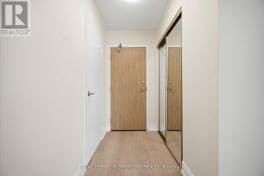 307 - 8 LISA STREET Brampton (Queen Street Corridor) Ontario photo 9