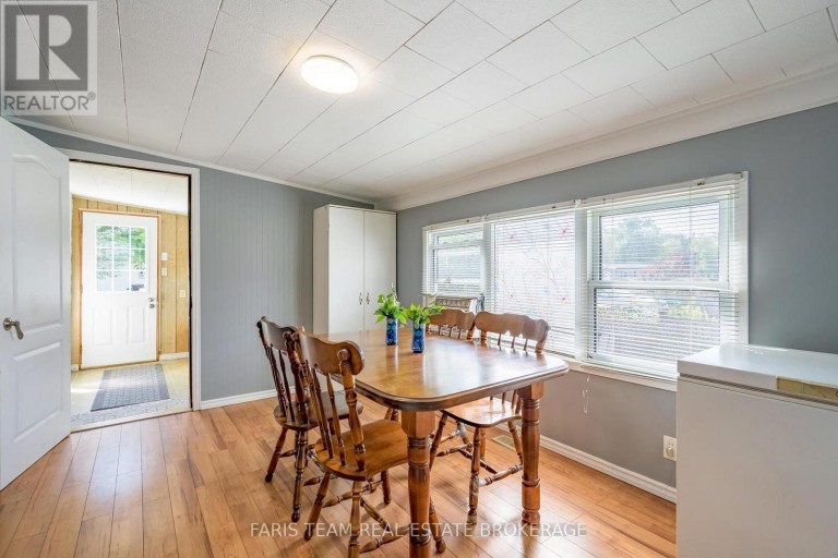 12 CENTRE PARK ROAD, Essa, Ontario, L0M1B1