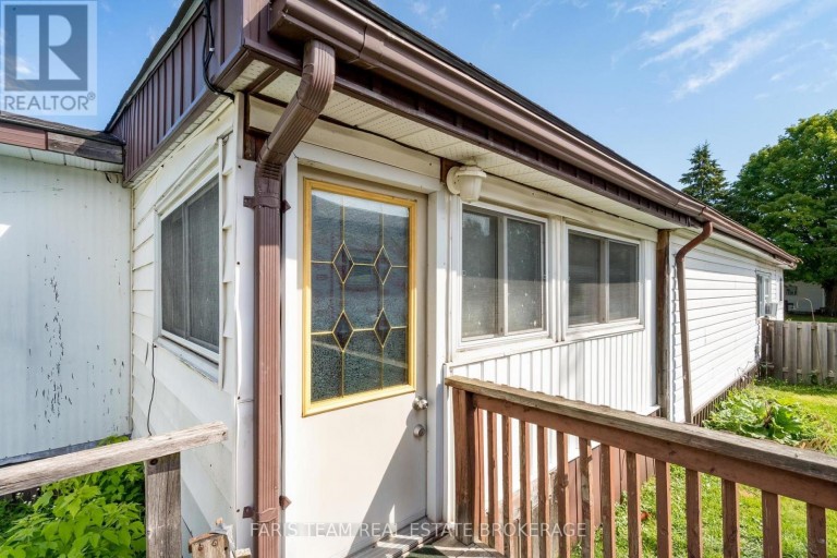 12 CENTRE PARK ROAD, Essa, Ontario, L0M1B1