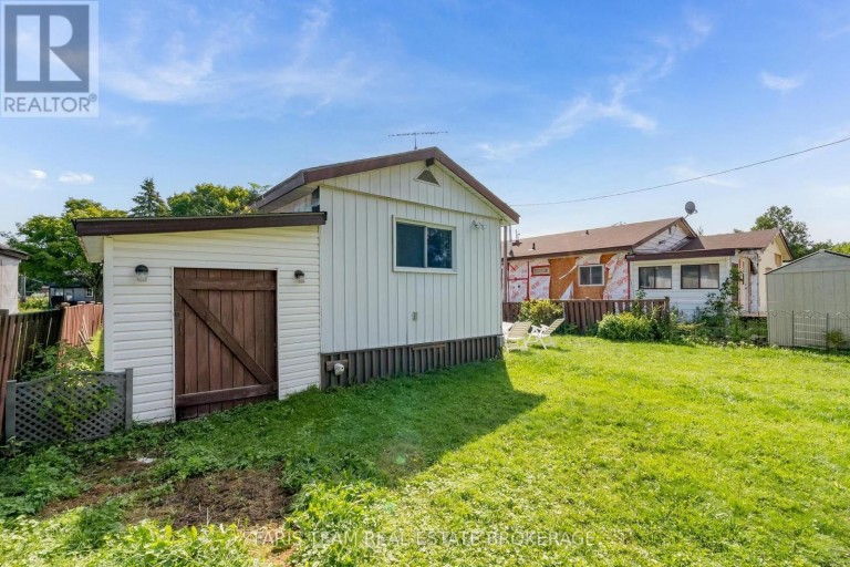 12 CENTRE PARK ROAD, Essa, Ontario, L0M1B1