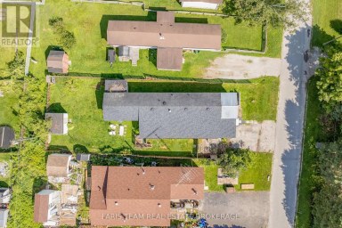 12 CENTRE PARK ROAD Essa Ontario photo 27