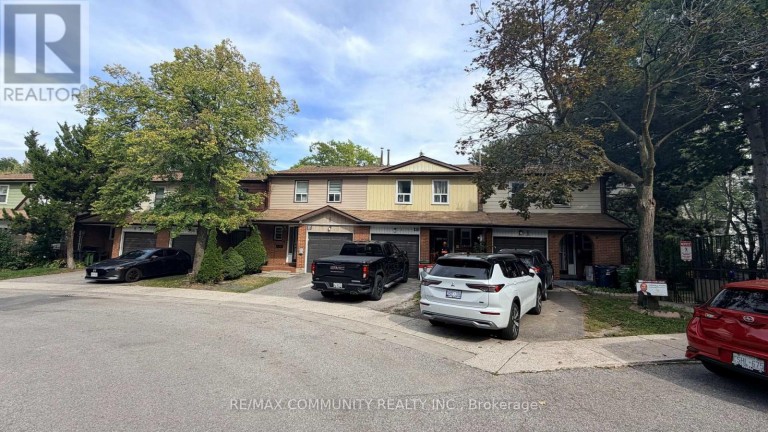 3 - 101 DUNDALK DRIVE, Toronto (Dorset Park), Ontario, M1P4V1