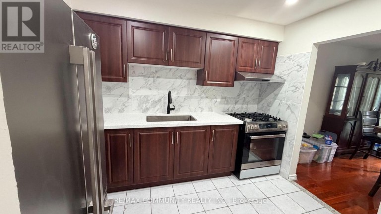3 - 101 DUNDALK DRIVE, Toronto (Dorset Park), Ontario, M1P4V1