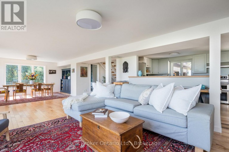 46447 OLD MAIL ROAD, Meaford, Ontario, N4L1W7