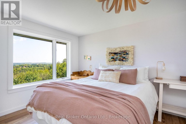 46447 OLD MAIL ROAD, Meaford, Ontario, N4L1W7