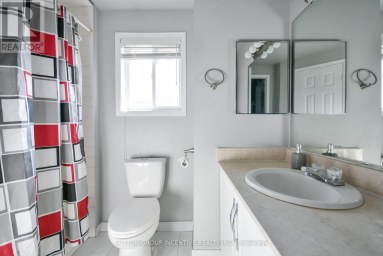 256 DUNSMORE LANE Barrie (Georgian Drive) Ontario photo 23