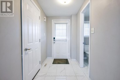 256 DUNSMORE LANE Barrie (Georgian Drive) Ontario photo 4