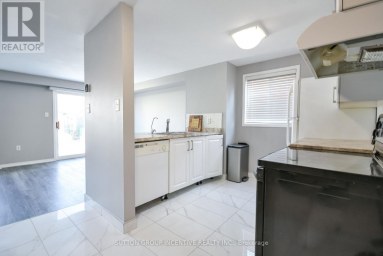 256 DUNSMORE LANE Barrie (Georgian Drive) Ontario photo 6