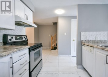 256 DUNSMORE LANE Barrie (Georgian Drive) Ontario photo 8