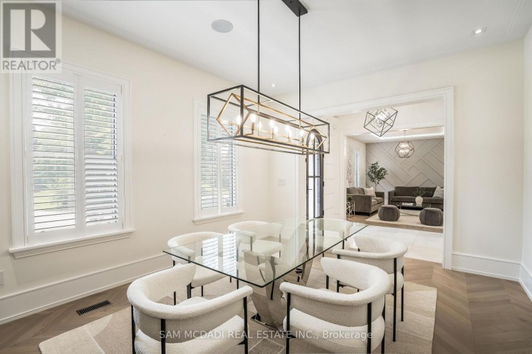 231 WEDGEWOOD DRIVE, Oakville (MO Morrison), Ontario, L6J4R6