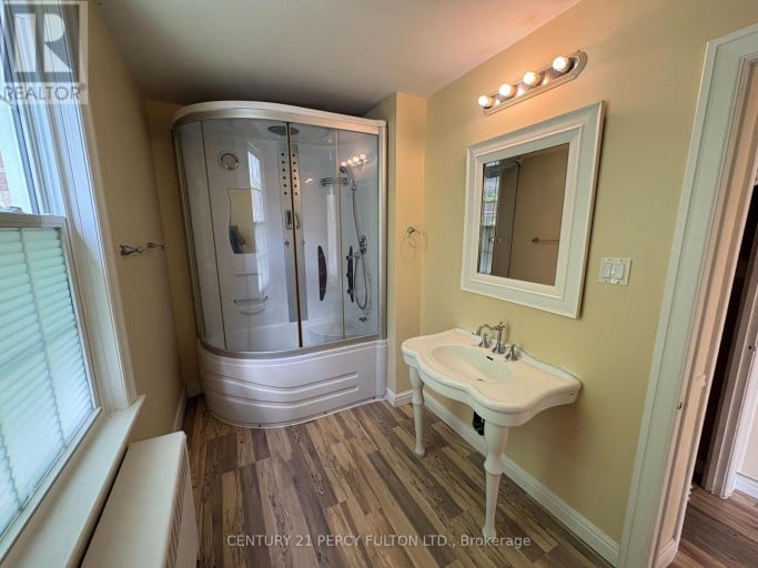 360 HIGHLAND ROAD, Peterborough (Northcrest Ward 5), Ontario, K9H5J5