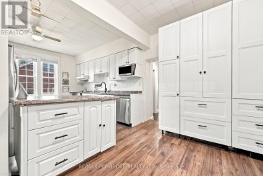 296 FIRST AVENUE N Pembroke Ontario photo 12