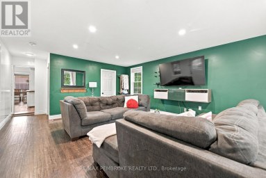 296 FIRST AVENUE N Pembroke Ontario photo 21