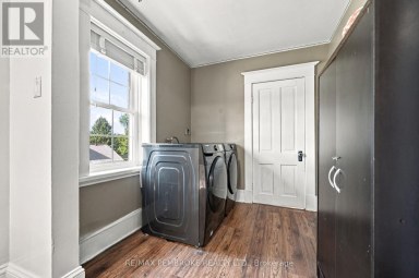 296 FIRST AVENUE N Pembroke Ontario photo 35
