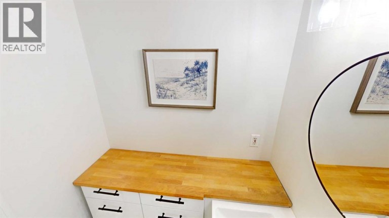 203, 138 18 Avenue SE, Calgary, Alberta, T2G5P9