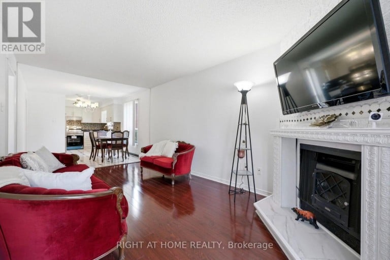 87 WILLIAM HONEY CRESCENT, Markham (Middlefield), Ontario, L3S2M2