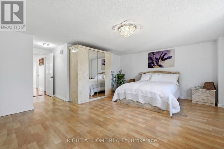 87 WILLIAM HONEY CRESCENT, Markham (Middlefield), Ontario, L3S2M2