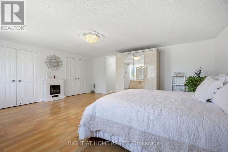 87 WILLIAM HONEY CRESCENT, Markham (Middlefield), Ontario, L3S2M2