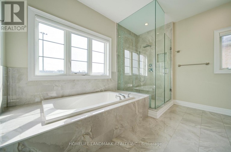 43 MIKE BOSHEVSKI COURT, Aurora, Ontario, L4G3G7