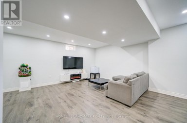 43 MIKE BOSHEVSKI COURT Aurora Ontario photo 40