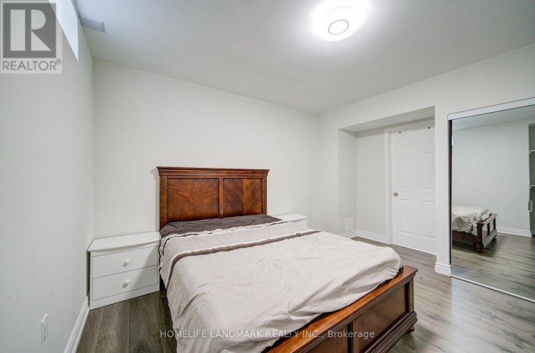 43 MIKE BOSHEVSKI COURT, Aurora, Ontario, L4G3G7