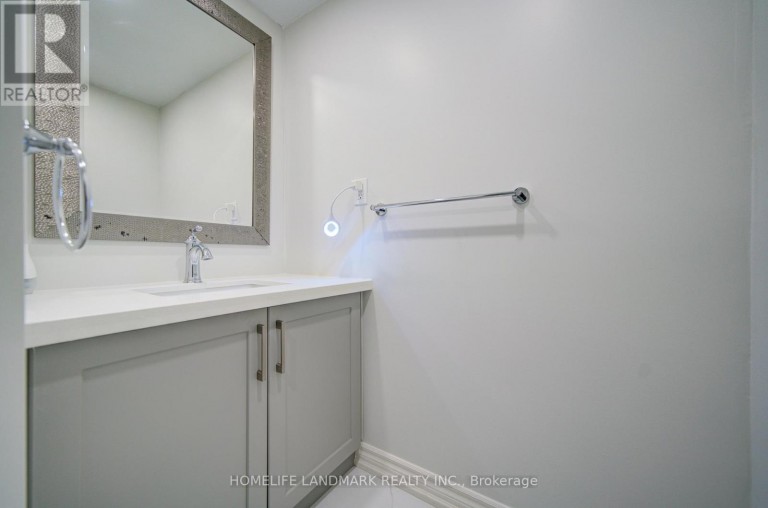43 MIKE BOSHEVSKI COURT, Aurora, Ontario, L4G3G7