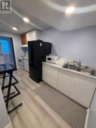 LOWER UNIT - 3 SOLMES STREET Prince Edward County (Sophiasburg Ward) Ontario photo 8