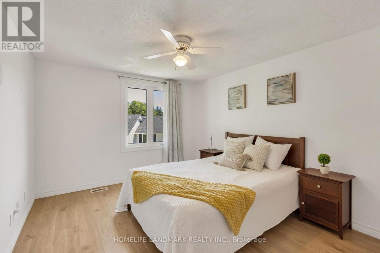 2 - 427 KEATS WAY, Waterloo, Ontario, N2L5S7