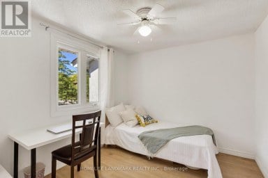 2 - 427 KEATS WAY Waterloo Ontario photo 16
