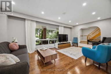34 RUSTYWOOD DRIVE Toronto (Parkwoods-Donalda) Ontario photo 12