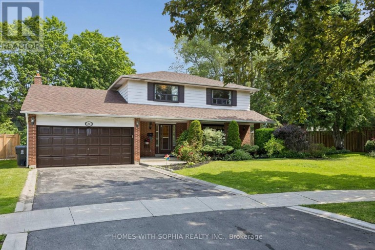34 RUSTYWOOD DRIVE, Toronto (Parkwoods-Donalda), Ontario, M3A1R8
