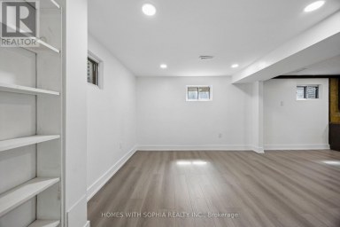 34 RUSTYWOOD DRIVE Toronto (Parkwoods-Donalda) Ontario photo 46