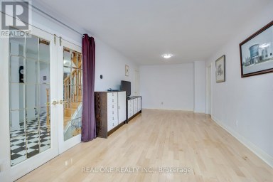 71 STOCK AVENUE Toronto (Islington-City Centre West) Ontario photo 14