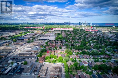 71 STOCK AVENUE Toronto (Islington-City Centre West) Ontario photo 2