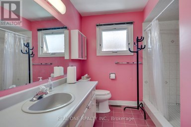71 STOCK AVENUE Toronto (Islington-City Centre West) Ontario photo 29