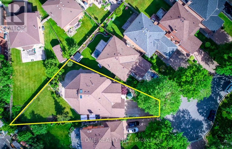 71 STOCK AVENUE, Toronto (Islington-City Centre West), Ontario, M8Z5C5