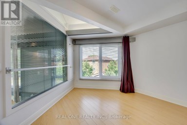 71 STOCK AVENUE Toronto (Islington-City Centre West) Ontario photo 32